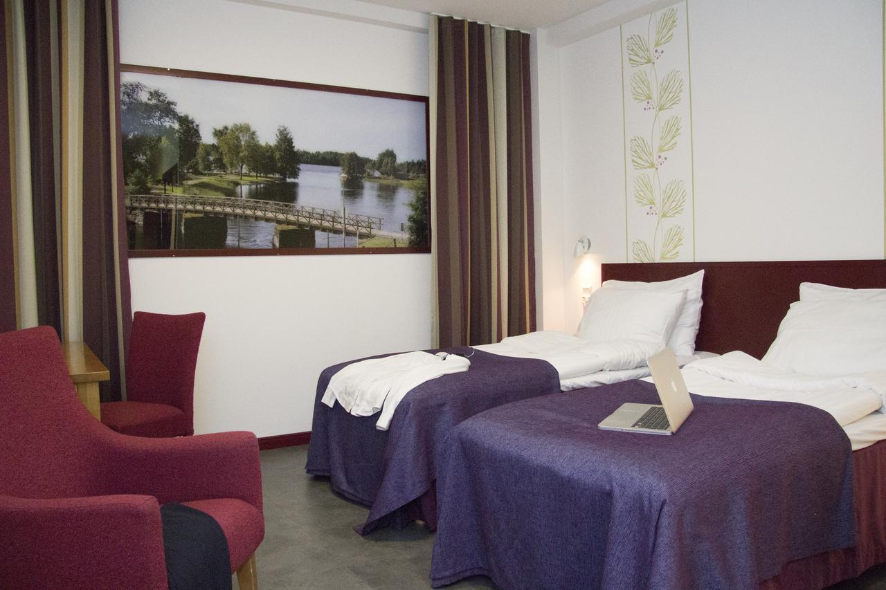 Hotel Salora Сало Экстерьер фото